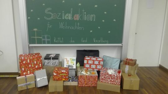 Weihnachtspakete für den guten Zweck